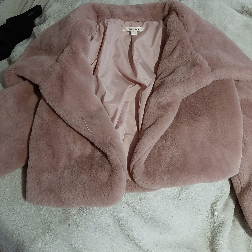 Miami Faux fur cropped coat